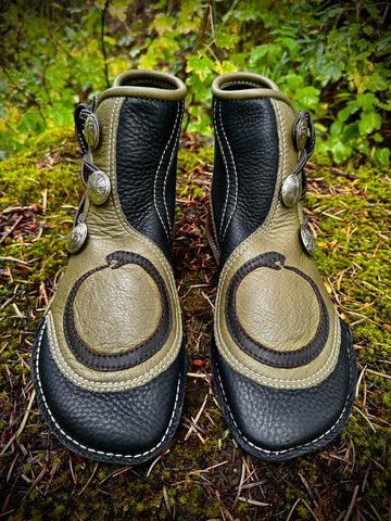 Ouroboros hikers--3 button