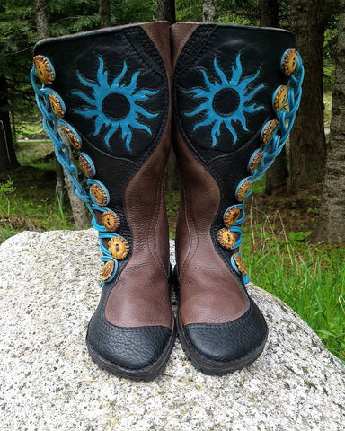 "Tribal Sun" boots 8 button (stitchdown)